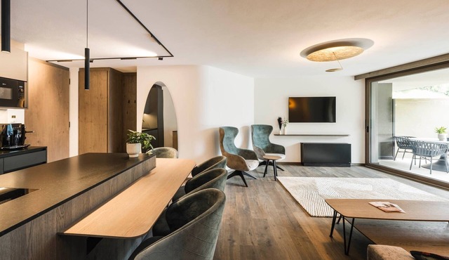 Apartment 'Les Ovis Comisana' – Opening May 2026 with Private Jacuzzi