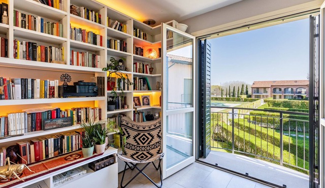 Apartment "Apartment Corte Clodia 25" with Private Terrace, Shared Pool & Wi-Fi