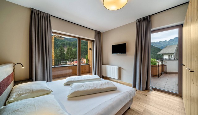 Apartment 'Alpenspitz Appartement Saxner 2' with Mountain View, Shared Garden and Wi-Fi