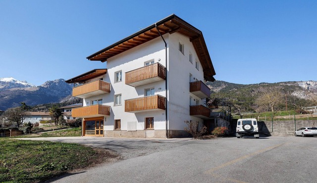 Apartment 'Casa Core' with Shared Garden and Balcony