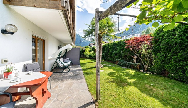 Apartment "Ferienhof Turmwirt Gala" with Mountain View, Shared Pool & Wi-Fi