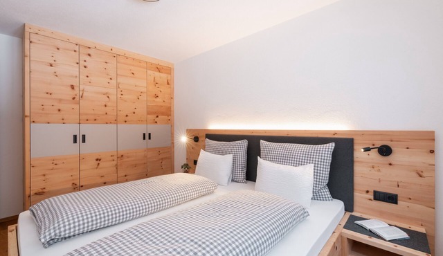 Apartment 'Huberhof Arnika' with Mountain View, Private Terrace and Wi-Fi