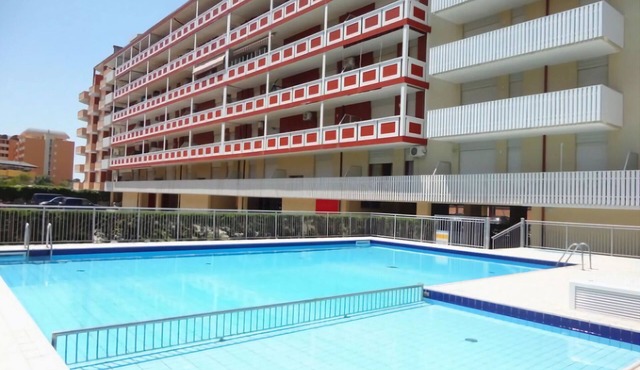 Apartment in Caorle near Sea Beach & Pool