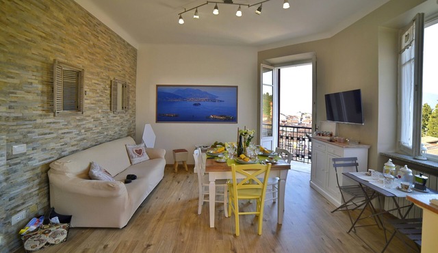 Apartment Lilla, Stresa center, lake view