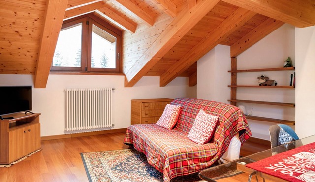 Apartment 'Residence Chalet Provenzale' with Mountain View and Wi-Fi