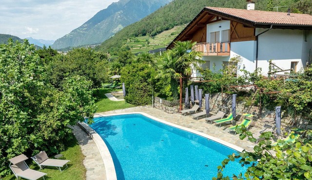 Apartment 'Residence Spisshof Ap9 Main House' with Panoramic Views, Shared Pool & Wi-Fi