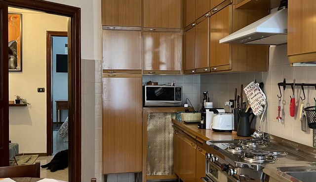 apartment situated near to the central station and the main subway of Milano.