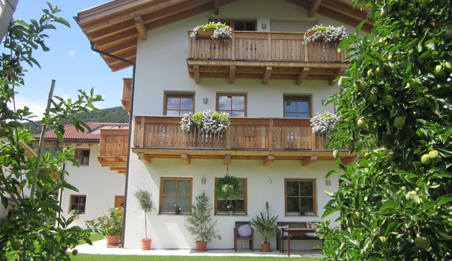 Apartment with swimming pool in South Tyrol