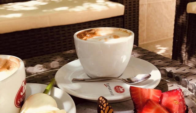 Aruna Suites