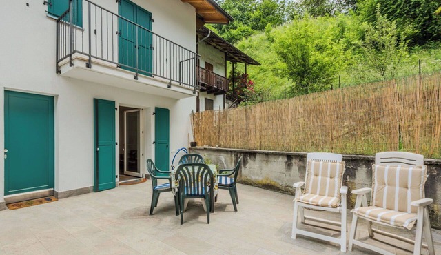 Beautiful apartment for 4 people with WIFI, TV, patio and pets allowed