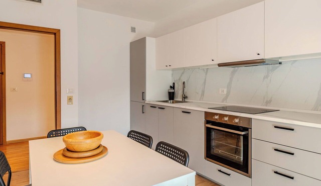 Beautiful apartment for 6 guests with A/C, WIFI, TV and patio