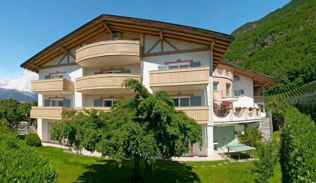 Boymont by Interhome