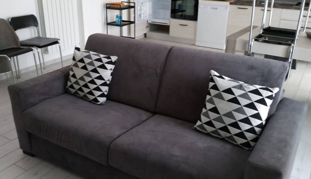 Canada modern apartment near the lake in Carciano