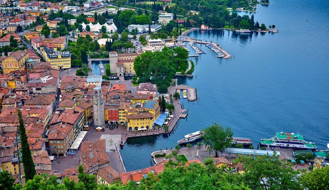 Casa Del Faro, Peschiera del Garda, Italy
