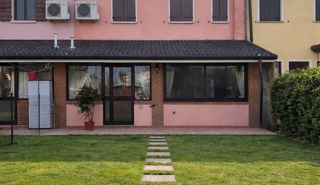 Casa Lilla - House with Garden near Venice