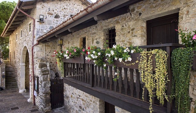 'Casa Torre Del Gruagno' Apartment with Mountain View, Private Terrace and Wi-Fi