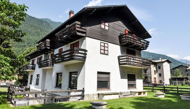 Cosy apartment for 3 people with WIFI, TV, terrace and pets allowed