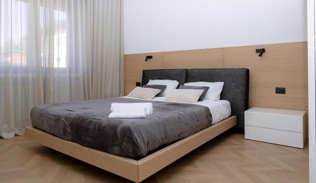 DolomiteStay Elegant Suite Dolomites Gateway