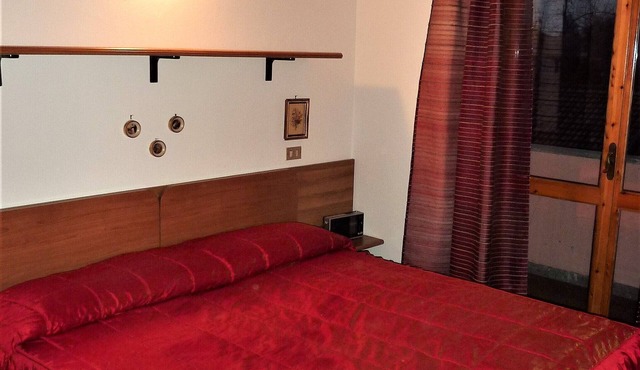 Far From The Chaos, Ideal To Relax On Lake Maggiore