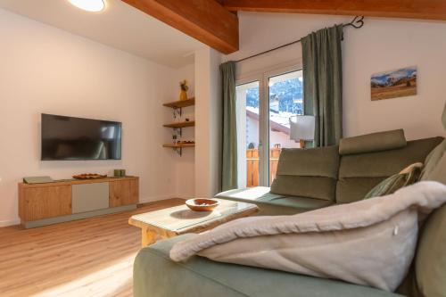 Hapina Dolomiti with Garage