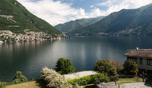 Historic Castle With Lake Views And Pool