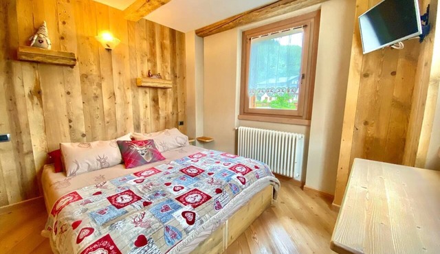 Holiday Apartment "Casa Clus Bormio 2" with Mountain View, 2 Balconies & Wi-Fi