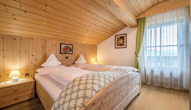 Holiday Apartment "Himmelreich" with Mountain View, Balcony & Wi-Fi