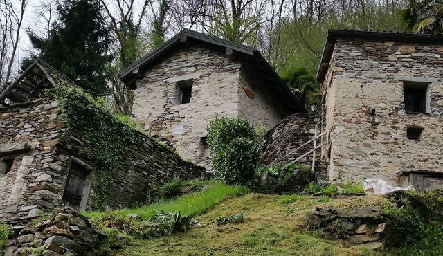 HOLIDAY HOUSE in Valle Cannobina, LAGO MAGGIORE