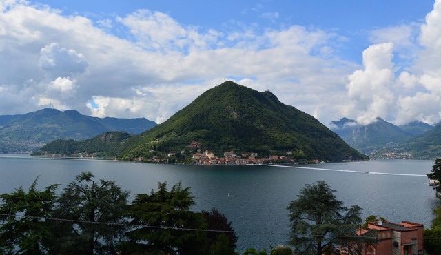 Holiday on the island holiday in Monte Isola Tourism code 017111CNI00026