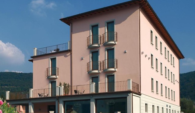 International Hotel