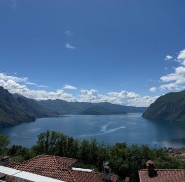 Iseo Collection