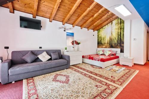 Jolly Private Room