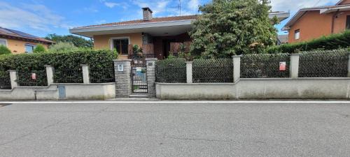 La Casa Dei Girasoli-Lago Maggiore