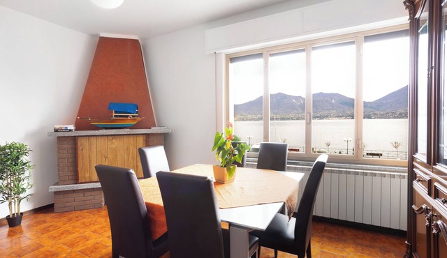 Lago 2 - Three Bedroom Apartment, Sleeps 8