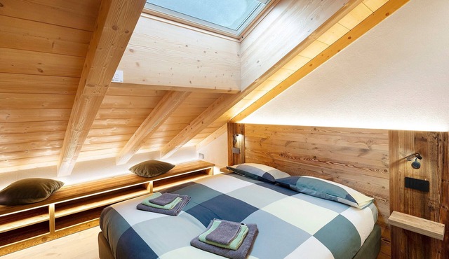 Mansarda Rin Da Gen Apartment with Mountain View, Balcony and Wi-Fi
