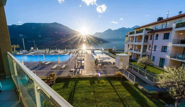 Modern Italian Lakes apartment with pool