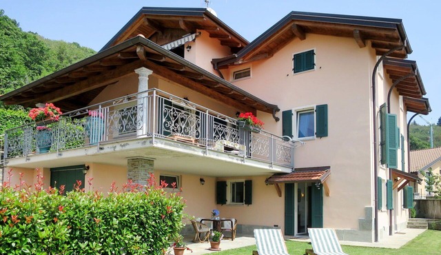 Nice apartment for 4 people with WIFI, TV and terrace