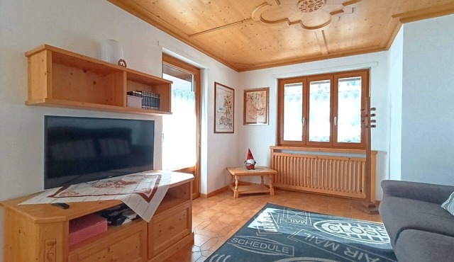 Nice apartment for 6 people with WIFI, TV and balcony