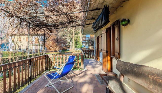 Nice apartment for 8 people with WIFI, TV, patio and panoramic view