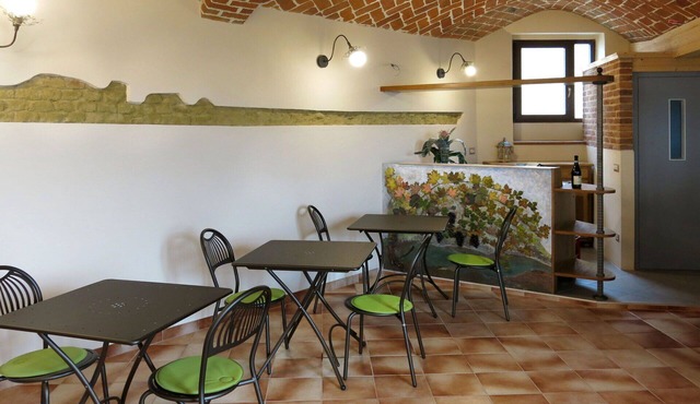 Nice apartment for 9 guests with A/C, pool, WIFI, TV, patio and pets allowed
