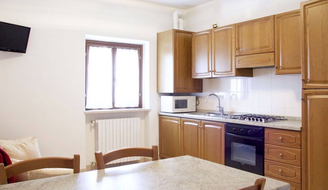 Nice apartment in villa for 6 guests with pool, WIFI, TV and panoramic view