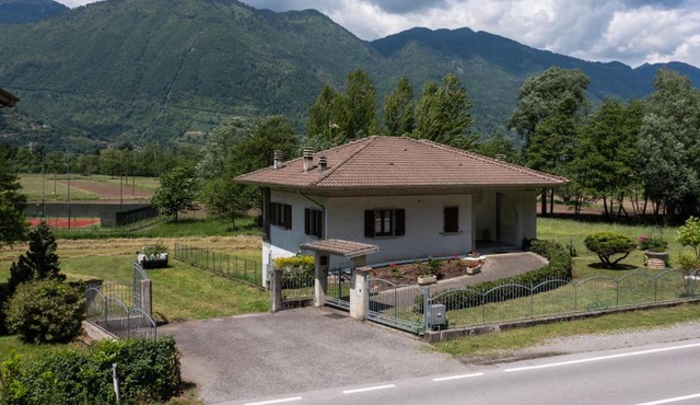 Nonna Elvira Holiday House
