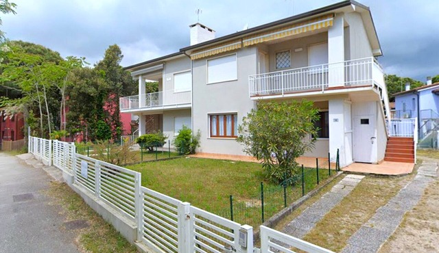 Pleasant apartment in Rosolina Mare with balcony