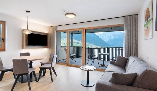 Residence Froy Apartment 7 – Lake View, Whirlpool & Breakfast Included