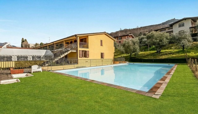 Residence La Perla - Apt 41, Monte Isola, Italy