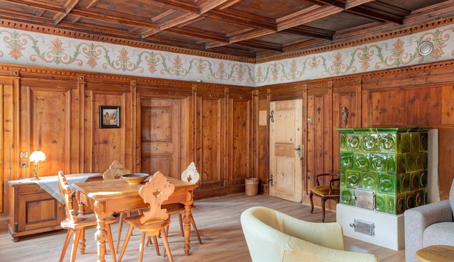Room 'Hirschen Fürstenzimmer' with Mountain View, Shared Terrace and Wi-Fi