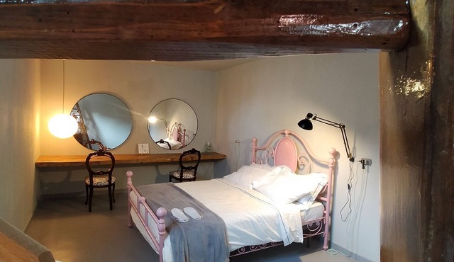 Room in villa close to ALBA (room NEBBIOLO)