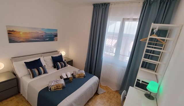 'Royal Residence' Apartment with Shared Garden, Wi-Fi, and Air Conditioning