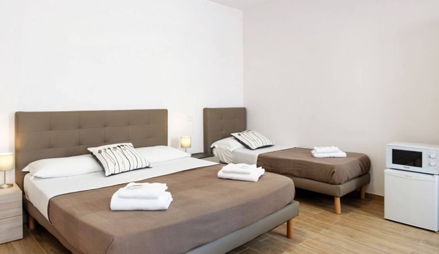 Spacious room with private bathroom is part of the San Vincenzo Rooms Guest House and is perfect for 2 guests. The accommodation is located in the renovated building in Vigonza, which is 10 minutes by car from the center of Padua and on the direct route