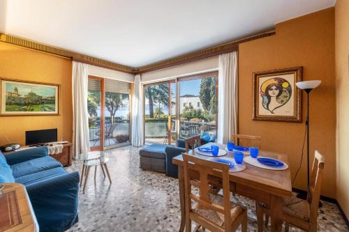 Spiaggia d'oro Apartment Lake View